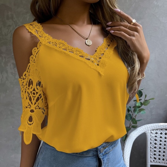 Boho Floral Lace Cold Shoulder Blouse - Picture 6 of 9